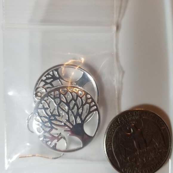 Silver-plated Tree of Life earrings. - Picture 2 of 4
